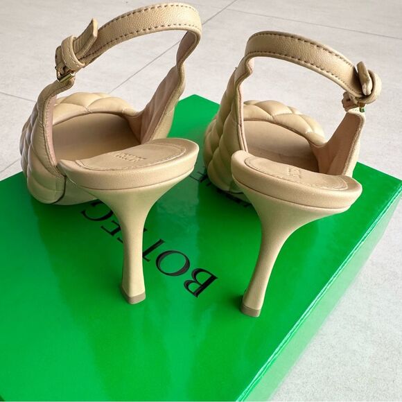 Bottega Veneta Padded Leather Slingback Heels Sandals in Cane Sugar EU 39 US 9 - Picture 7 of 10